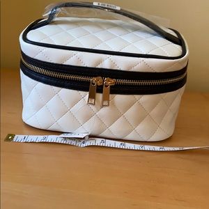 NWT Ulta train case soft sided